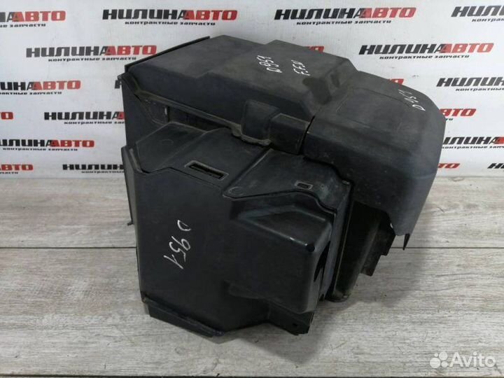 Корпус акб Ford Focus 2 1.6 2008