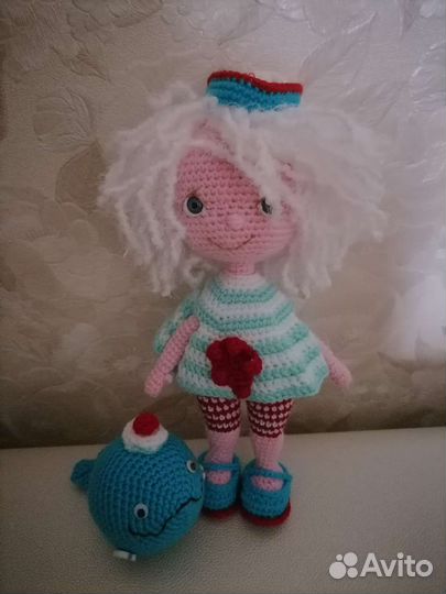 Кукла вязанная
