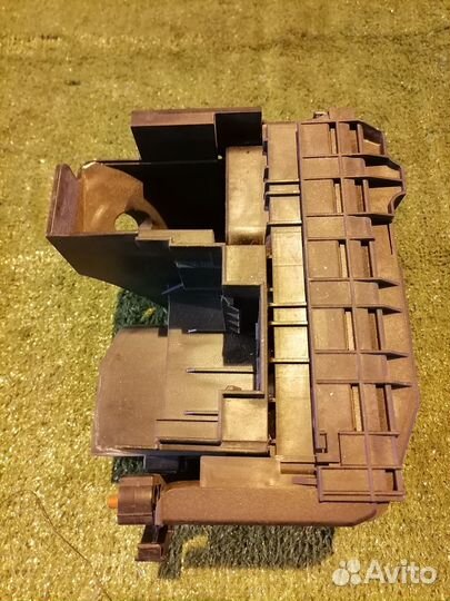 Блок предохранителей 1K0937125A Audi A3 8P