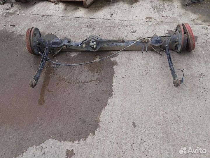 Балка задняя Nissan пресаж basara