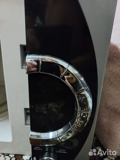 Микроволновка Scarlett на запчасти