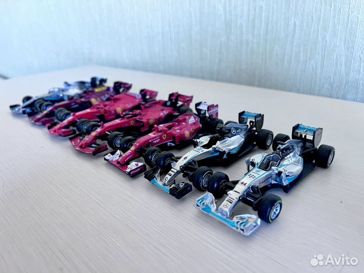 Burago 1:43 Модельки болидов Formula 1