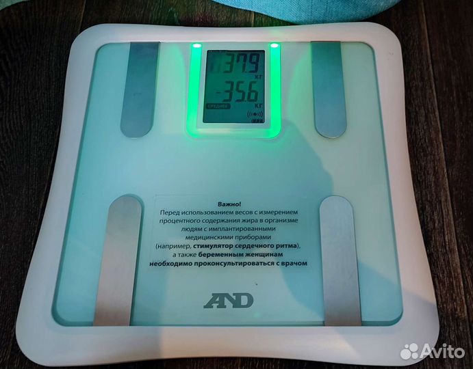 Смарт весы электронные AND MC-101W