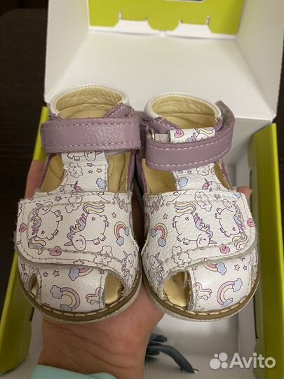 Сандалии для девочки Tapiboo 19 размер