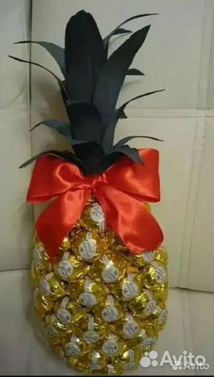 Ананас из конфет / Конфетный букет цветы