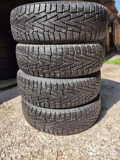 Roadstone Winguard WinSpike 225/60 R17 50E