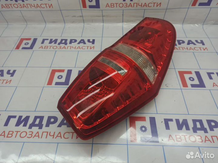 Фонарь задний левый Hyundai Grand Starex (TQ) 924014H000