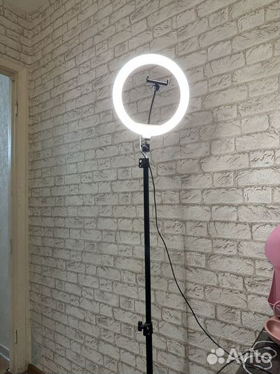 Кольцевая лампа