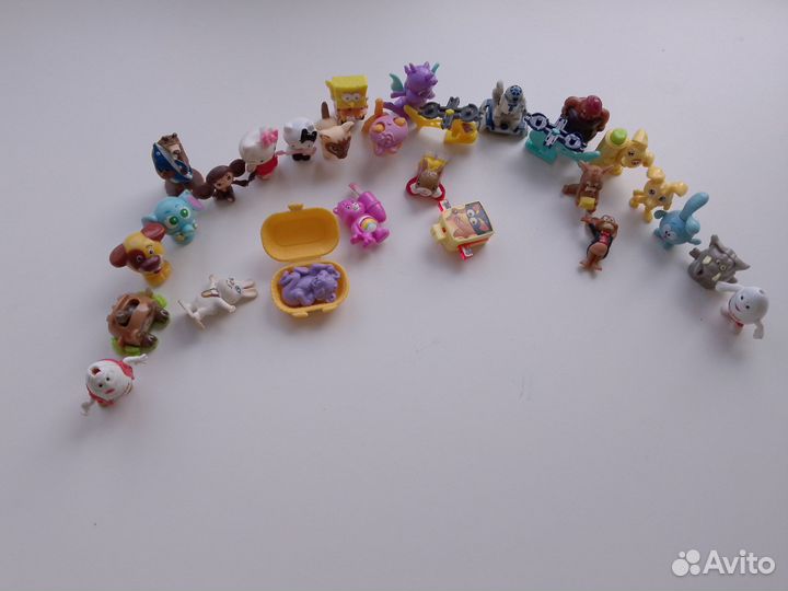 Игрушки из киндера пакетом
