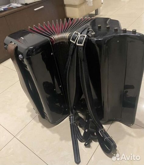 Готово-выборный баян Юпитер