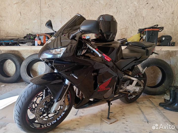 Honda cbr 600 rr