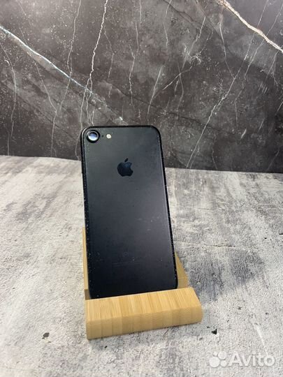 iPhone 7, 32 ГБ