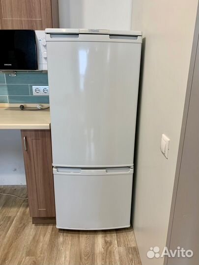 Холодильник Бирюса