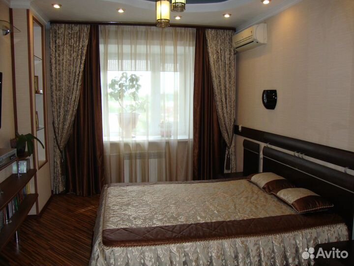 Комплект покрывало с подушками и шторы с тюлем