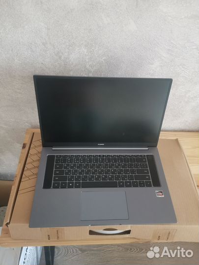 Ноутбук huawei d16