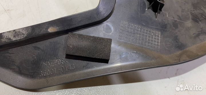 Боковина пластиковая лев. Kawasaki ER-6 2009