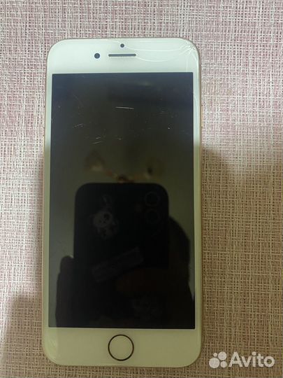 iPhone 8, 64 ГБ