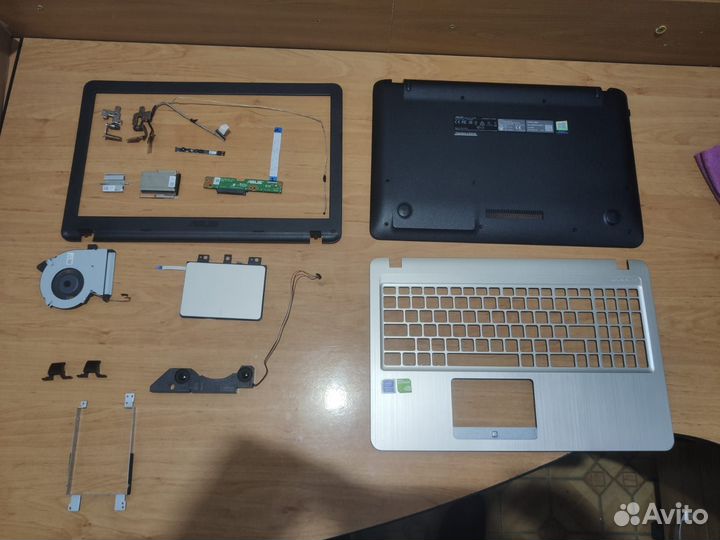 Asus r540 в разборе (подходит на многие модели)