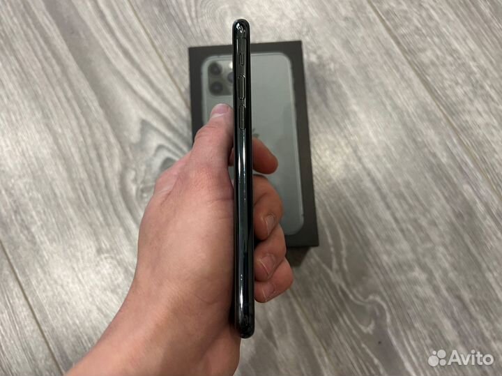iPhone 11 Pro, 64 ГБ