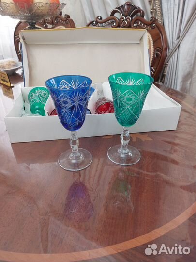 Бокалы цветное стекло