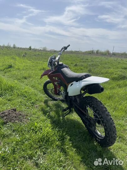 Продам enduro XR250