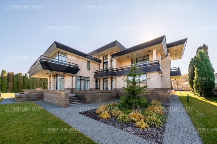 Дом 967 м² на участке 34,3 сот.