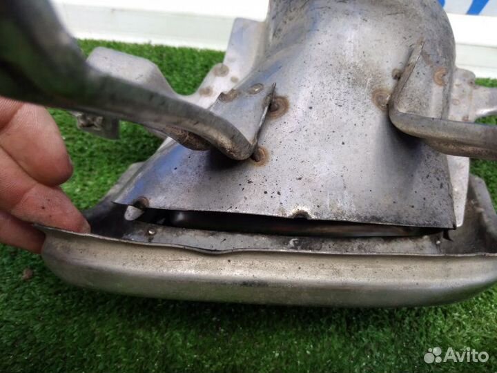 Насадка на глушитель задняя правая Geely Atlas