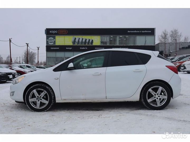 Opel Astra 1.6 МТ, 2011, 190 000 км