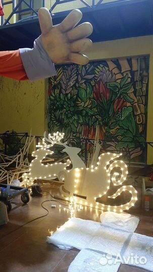 Новогодний снеговик