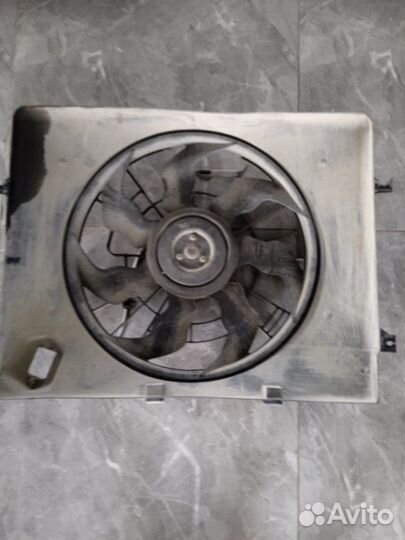 Диффузор радиатора Kia Optima 3 G4KD 2011