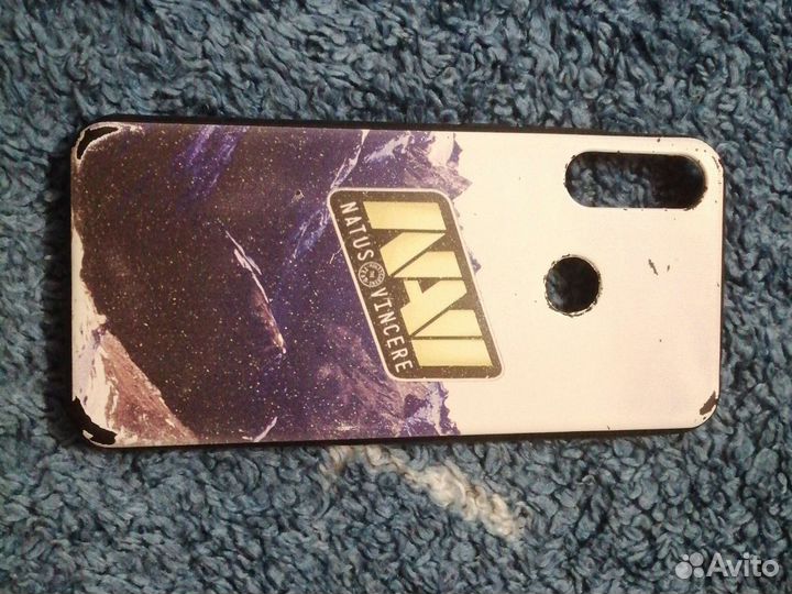 Чехлы на телефон