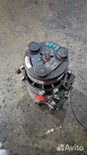 Компрессор кондиционера Мицубиси Оутлендер 1 4g64