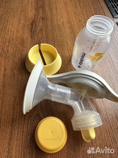 Молокоотсос medela ручной
