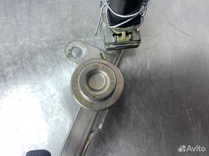 Топливная рампа Mercedes E-Class W211 M272 3.5I