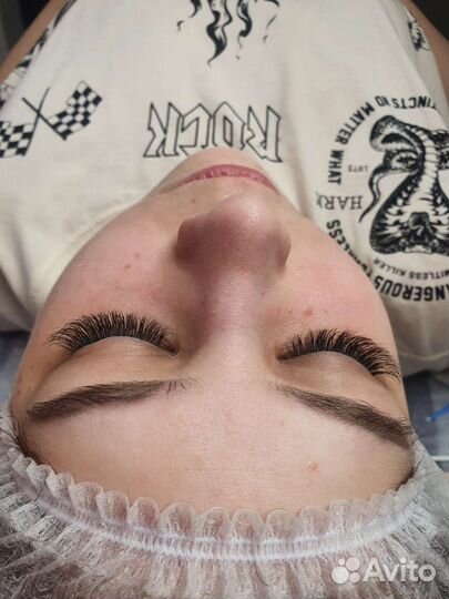 Наращивание ресниц