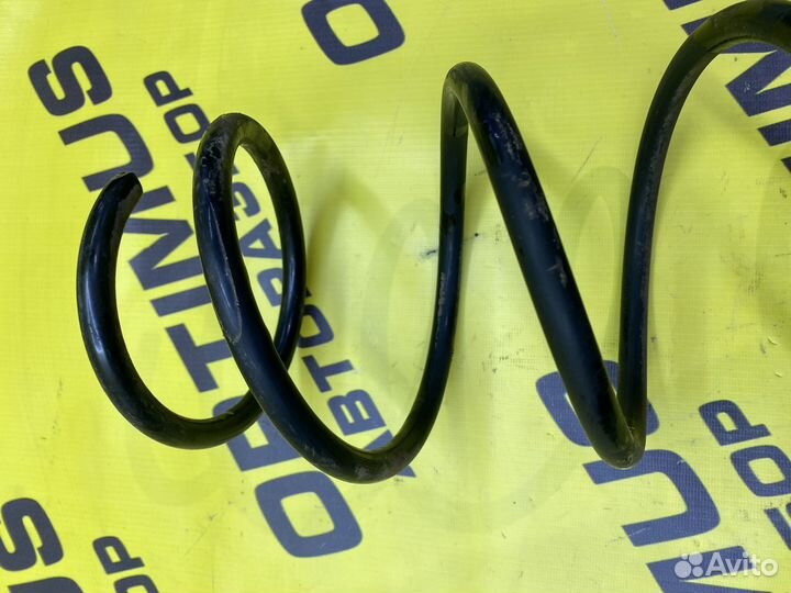 Пружина передняя левая Renault Megane 2