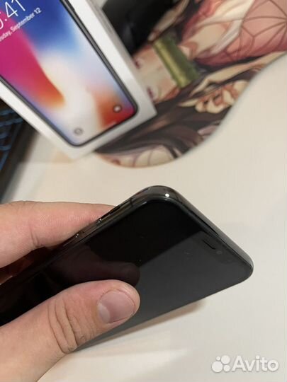 iPhone X, 64 ГБ