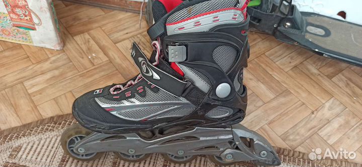 Роликовые коньки