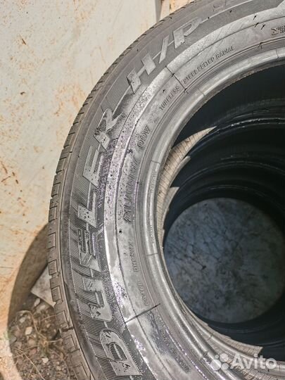 Bridgestone Dueler H/P 215/65 R17 99V