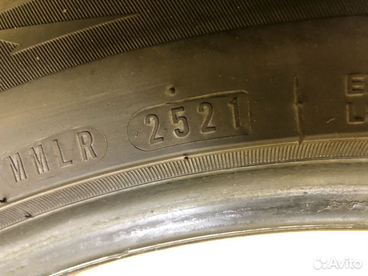 Nexen Winguard Ice Plus 235/45 R18 98T