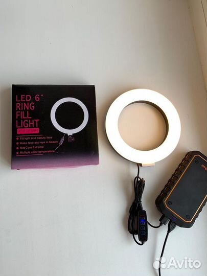 Лампа светодиодная 16 колтцевая новая