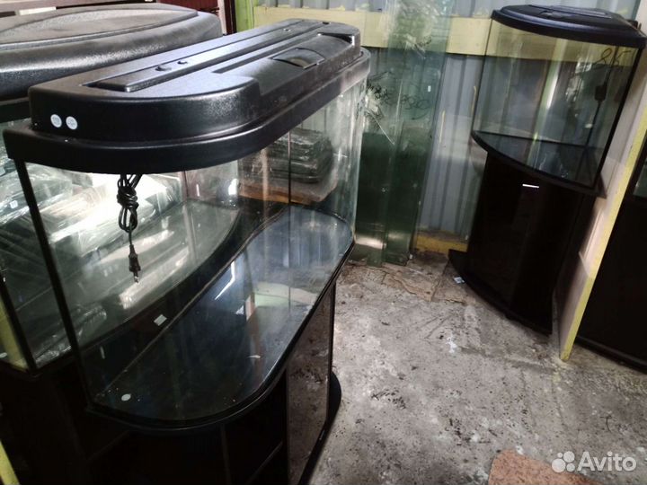 110 л. Бесшовный с тумбой