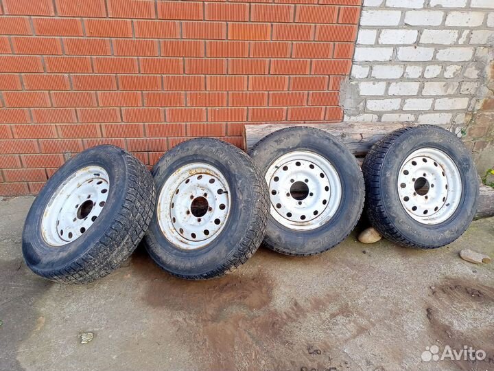 Продам колеса на УАЗ