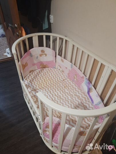 Детская кроватка трансформер с маятником