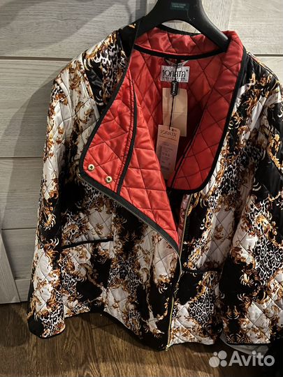 Куртка - ветровка женская