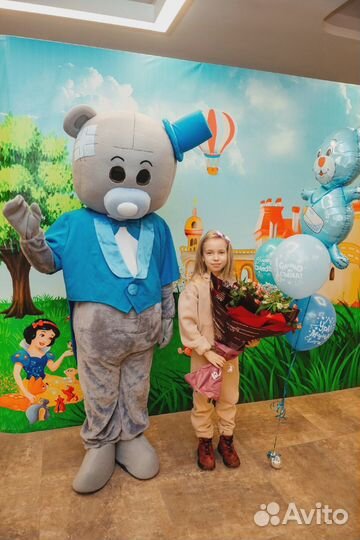 Ростовая мишка с несколькими одеждой