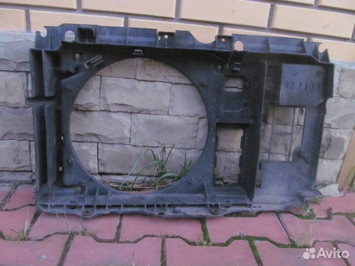 Панель передняя (телевизор) Peugeot Partner M59