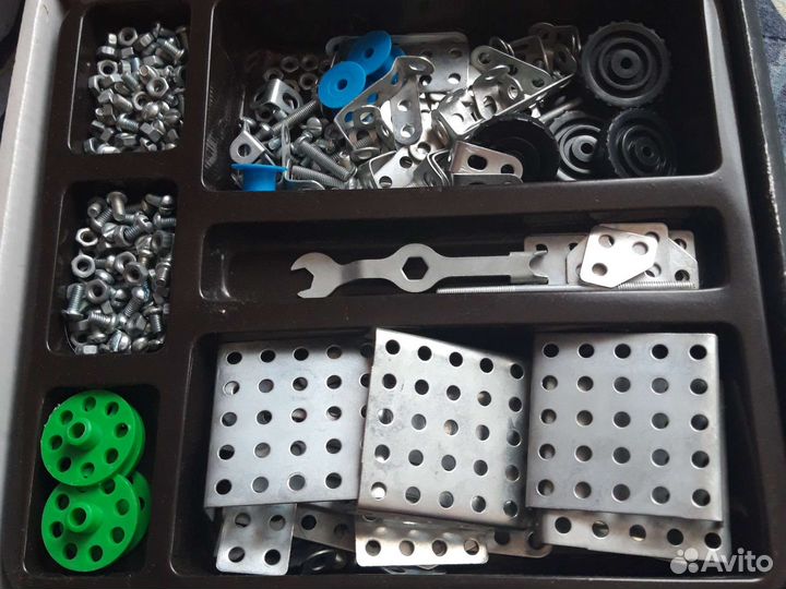 Конструктор металлический новый