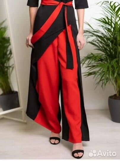 Комбинезон женский