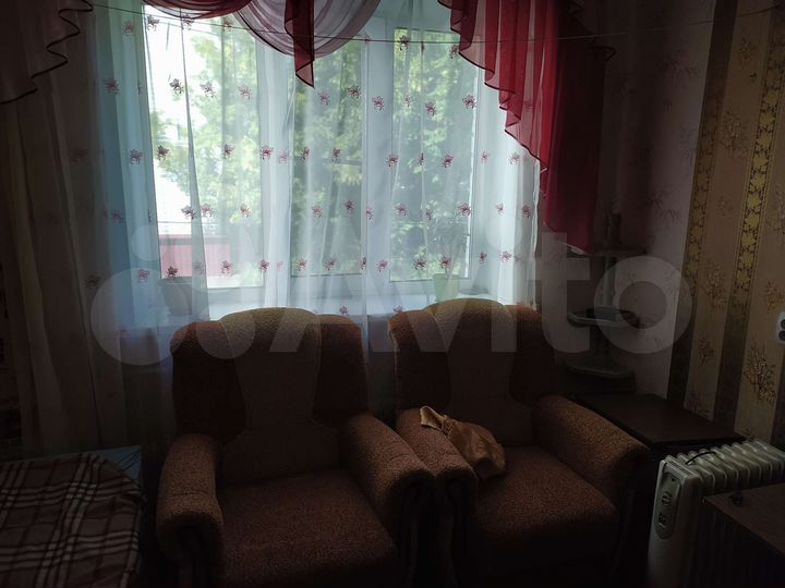 Комната 18 м² в 5-к., 1/5 эт.